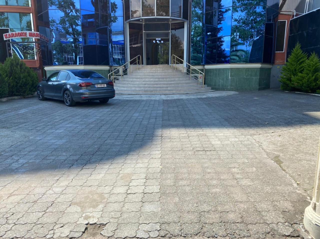 Hotel Genatsvale Батуми Екстериор снимка
