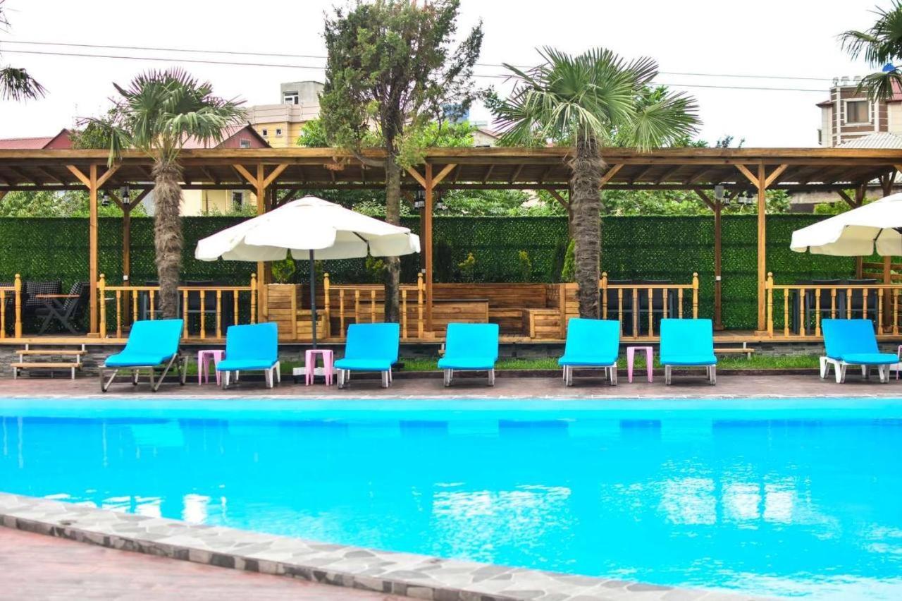 Hotel Genatsvale Батуми Екстериор снимка