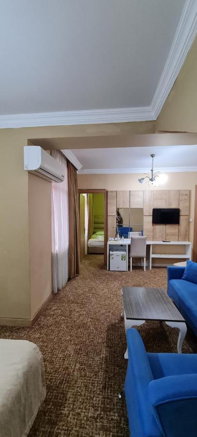 Hotel Genatsvale Батуми Екстериор снимка