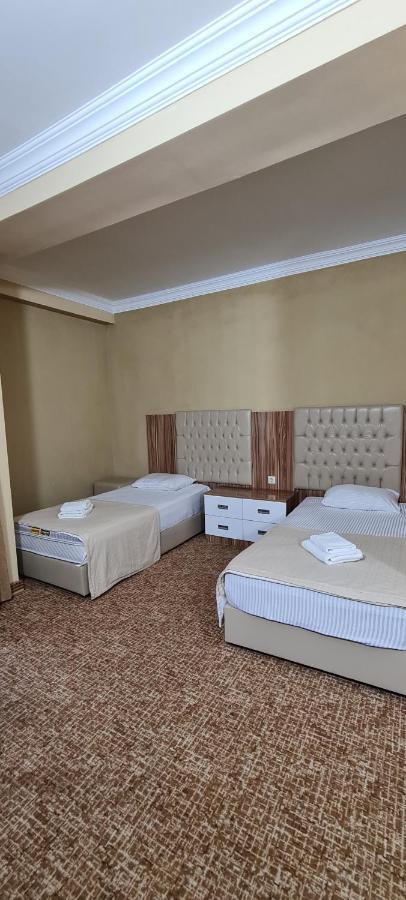 Hotel Genatsvale Батуми Екстериор снимка