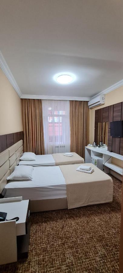 Hotel Genatsvale Батуми Екстериор снимка