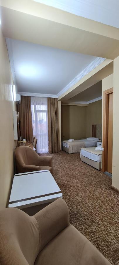 Hotel Genatsvale Батуми Екстериор снимка